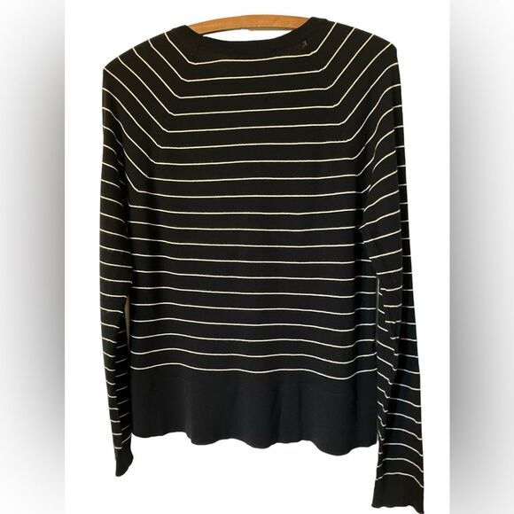 Loft Lightweight Sweater Size M - Picture 2 of 5